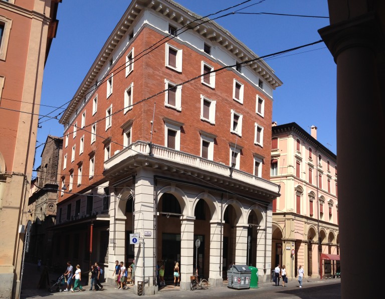 Via Indipendenza 10 (BO)